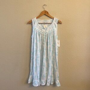 NEW EILEEN WEST Turquoise/Teal Floral Sleeveless Nightgown with Lace